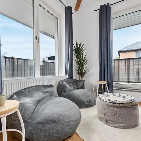 Edler Wohnraum Schwanenteich-Penthouse Mit Garage, Grill, Kaffeevollautomat, Klima, Lift & Terrasse Apartment Zwickau Exterior photo