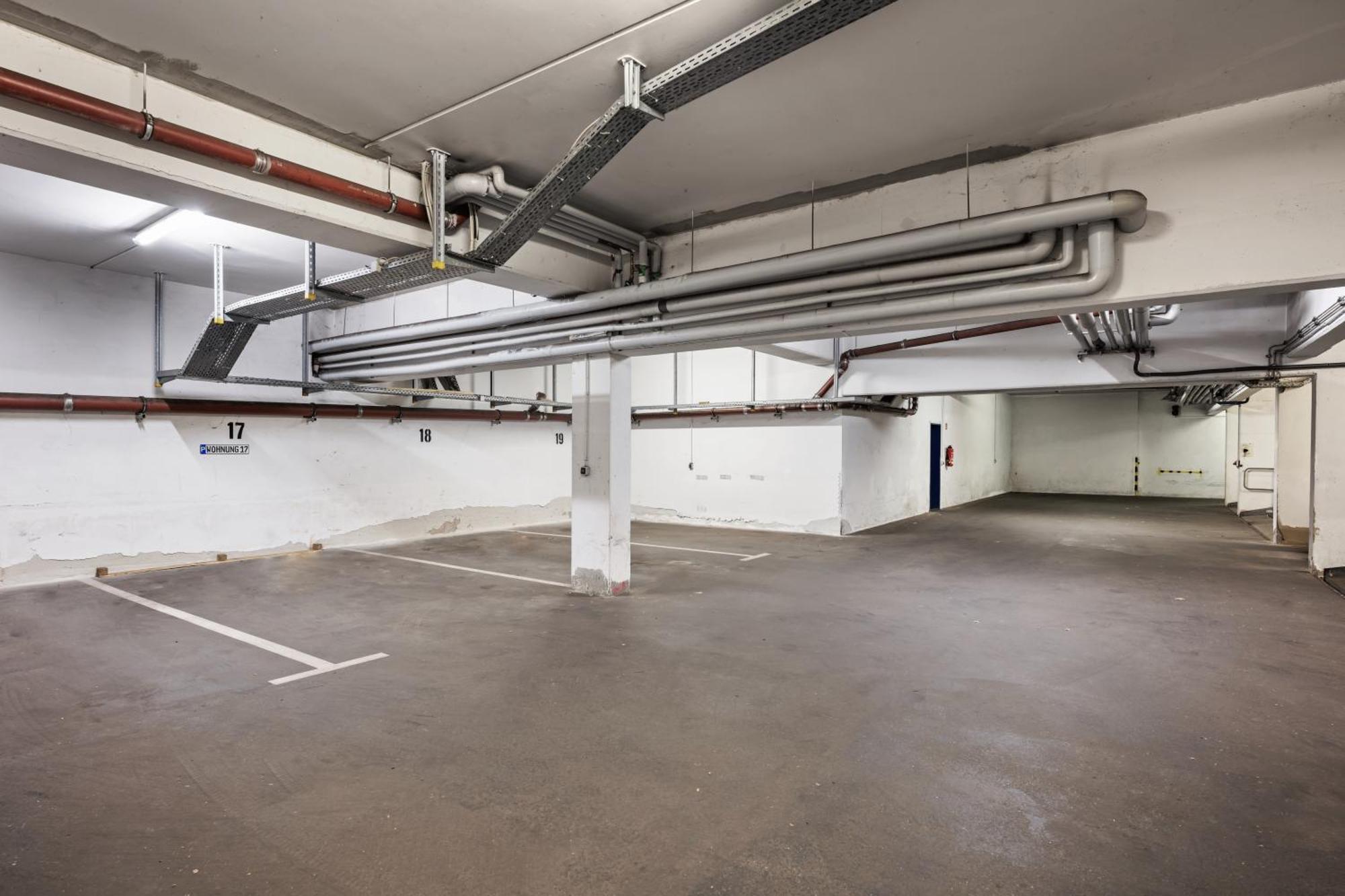 Edler Wohnraum Schwanenteich-penthouse Mit Garage, Grill, Kaffeevollautomat, Klima, Lift & Terrasse * Zwickau