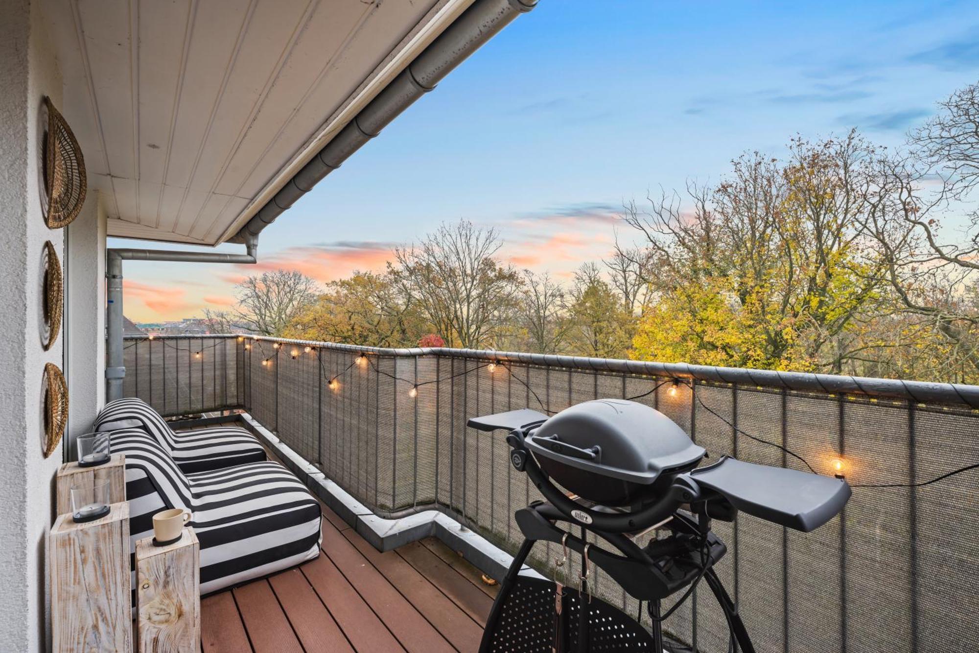 Edler Wohnraum Schwanenteich-penthouse Mit Garage, Grill, Kaffeevollautomat, Klima, Lift & Terrasse Appartement